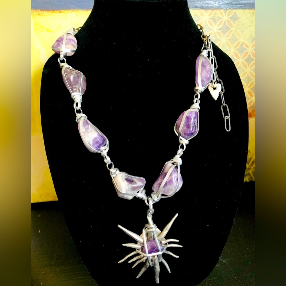 💎Unique necklace with Purple stones